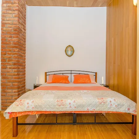 House Blanka * Τρογκίρ