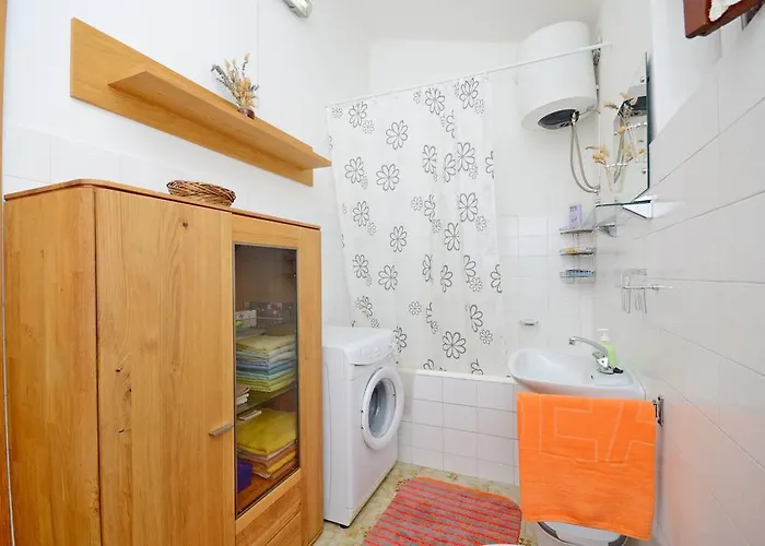 House Blanka Feriehus Trogir