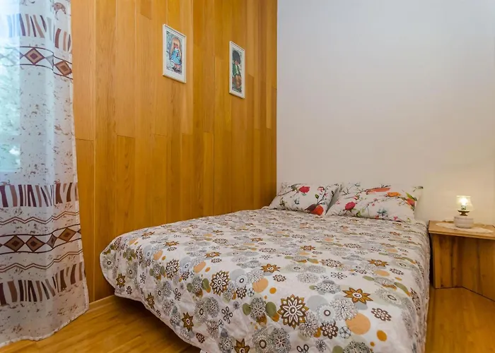 House Blanka * 特罗吉尔