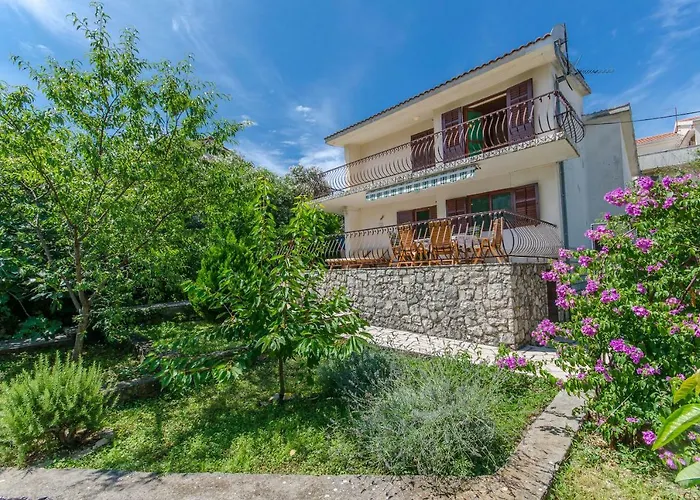 度假居 House Blanka 特罗吉尔